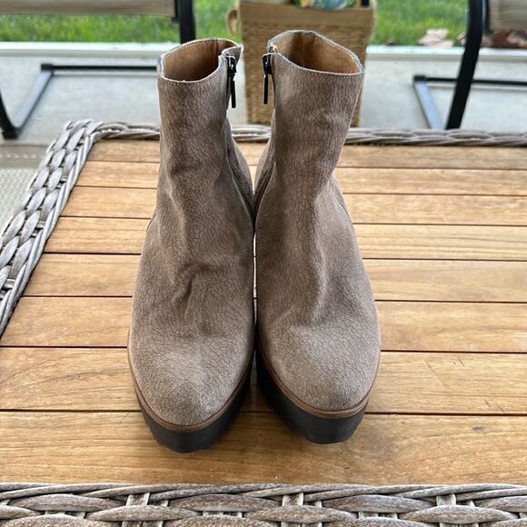 The Shoe Box Suede Wedge Ankle Boots 39 - Picture 2 of 8